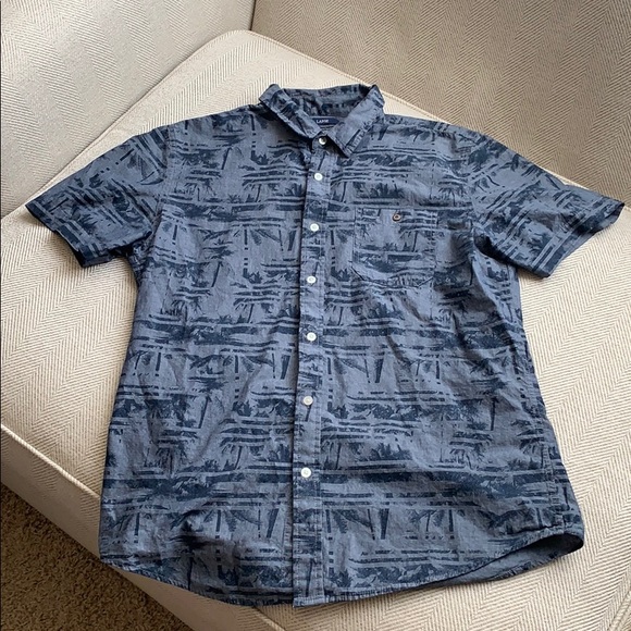American Rag Blue Palm Tree Button Down Size L - Picture 5 of 6